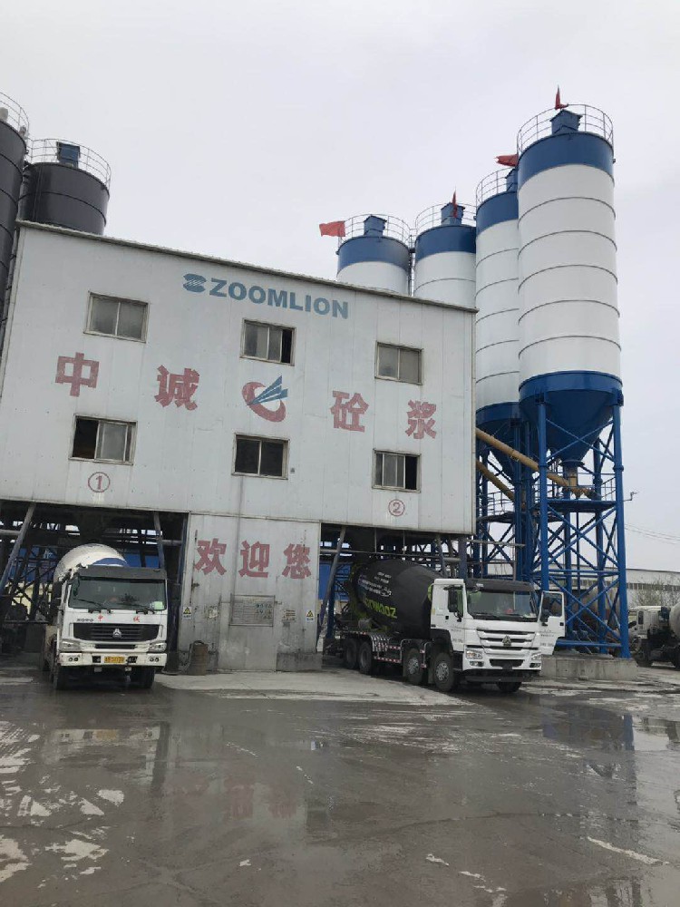外設(shè)施煥新顏，醇酸專用汽車漆打造持久保護(hù)